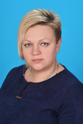 Воспитатель высшей категории Безвершенко Марина Юрьевна Воспитатель высшей категории Безвершенко Марина Юрьевна